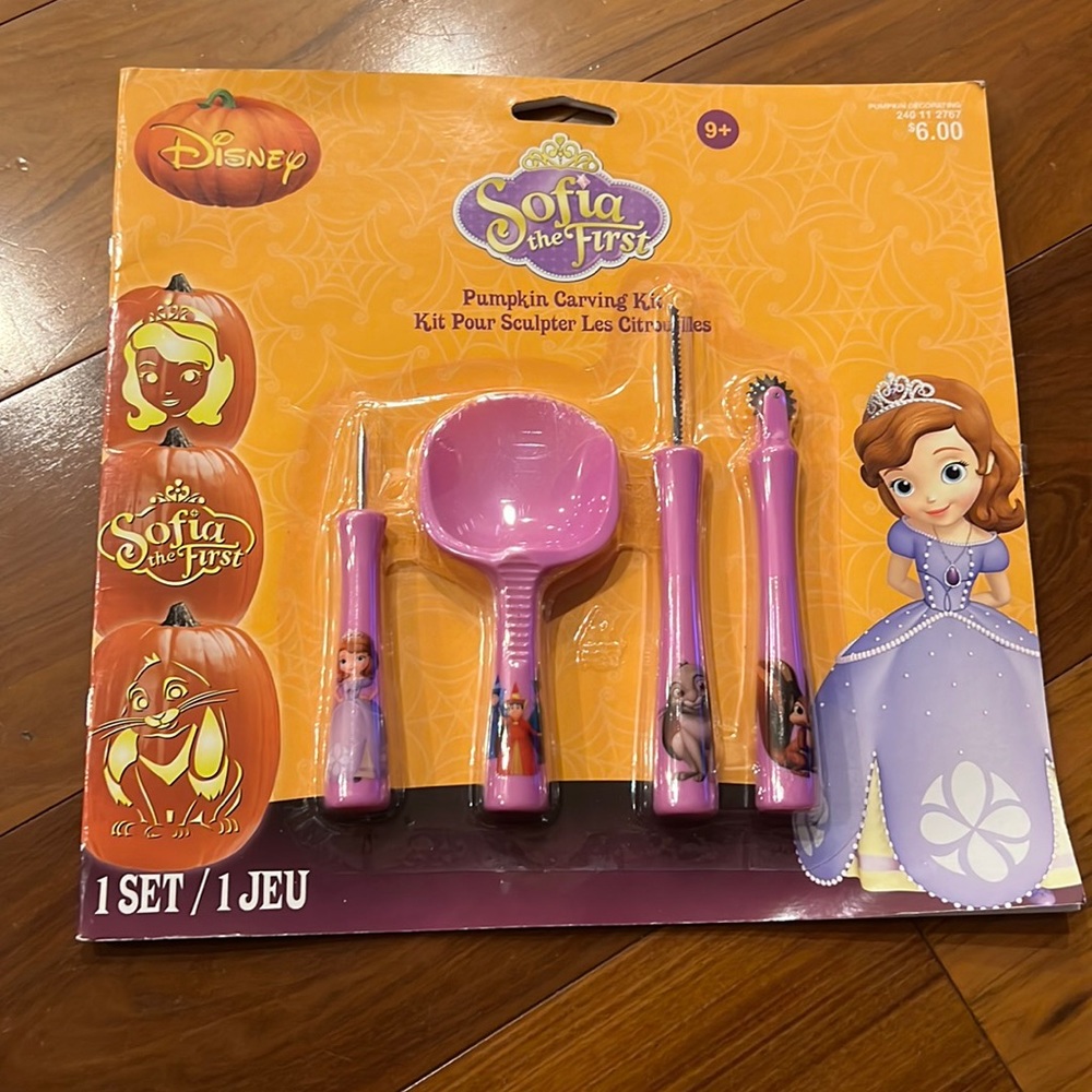 Disney Pumpkin Carving Kit
